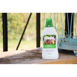 Nawóz uniwersalny 500ml - Akcesoria Ogrodowe - W. Legutko Nawóz uniwersalny 500ml - Akcesoria Ogrodowe - W. Legutko