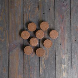 Podłoże kokosowe w krążku 4cm/20szt. drobna frakcja - Akcesoria Ogrodowe - W. Legutko Podłoże kokosowe w krążku 4cm/20szt. drobna frakcja - Akcesoria Ogrodowe - W. Legutko